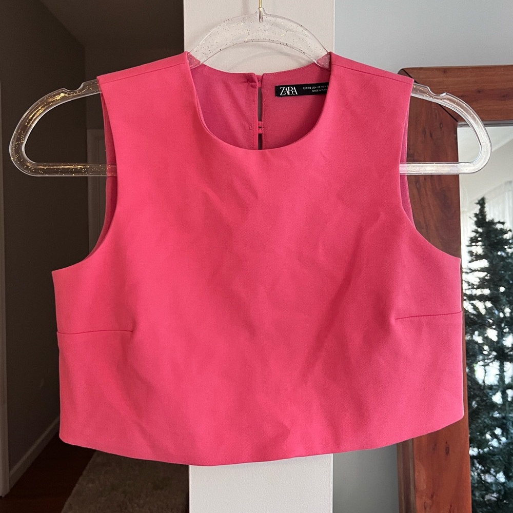 ZARA Pink Back Button Down Sleeveless Crop Top